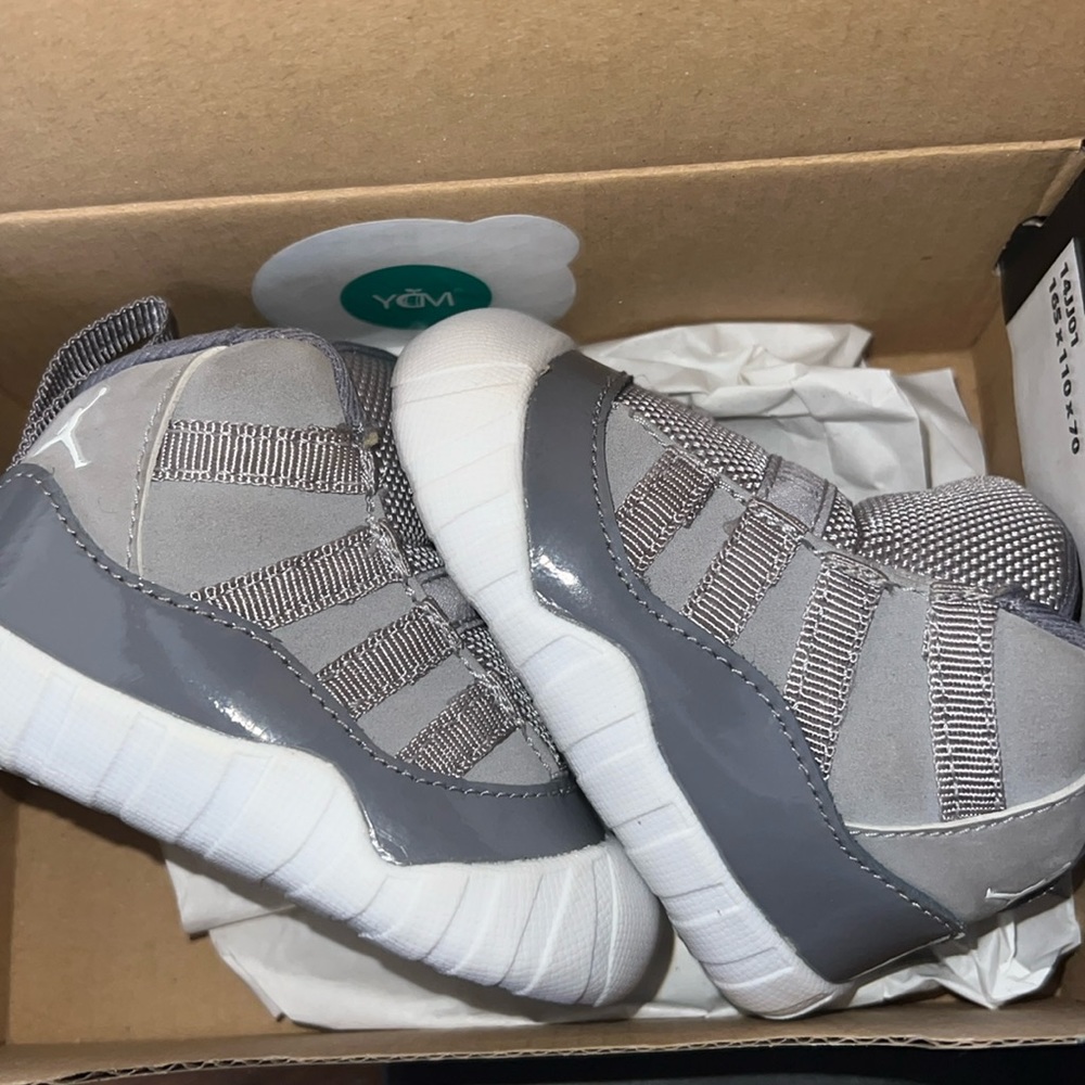 Hardly Worn Jordan’s !!